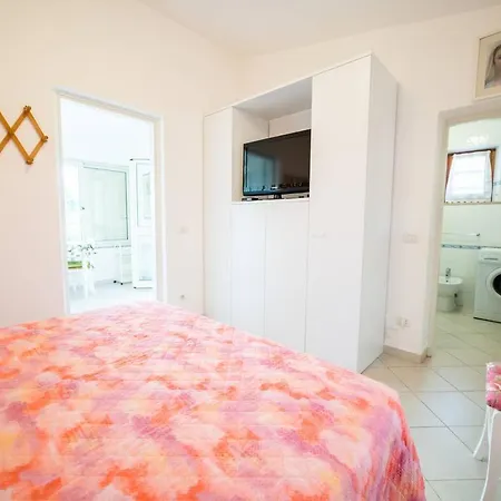 Casetta Bel Tramonto Apartment Magazzini (Tuscany)